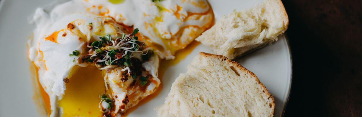 Çilbir – Joghurt und pochierte Eier Rezept, Wunschleder